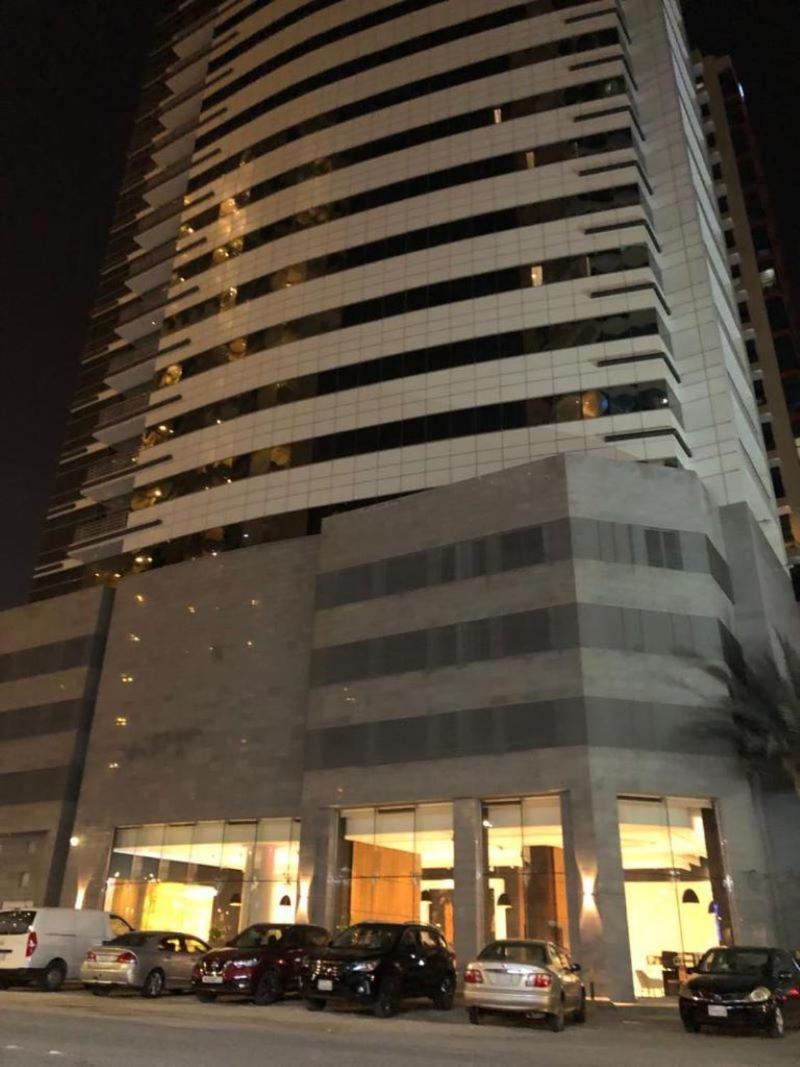 Sway Suites Manama Extérieur photo